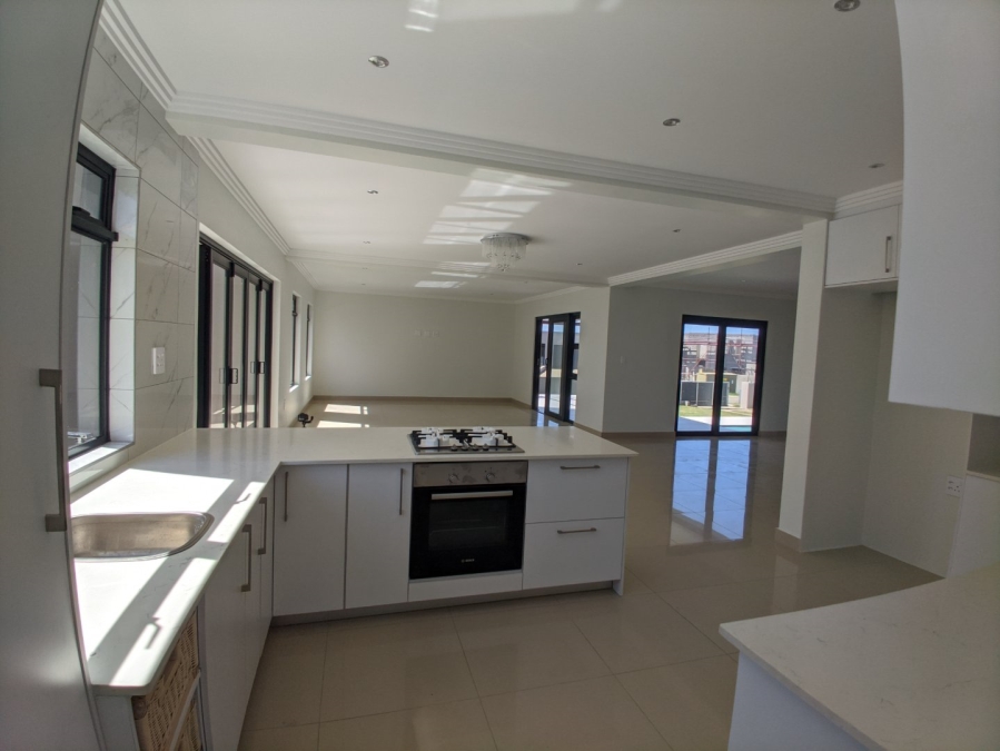 4 Bedroom Property for Sale in Kidds Beach Eastern Cape